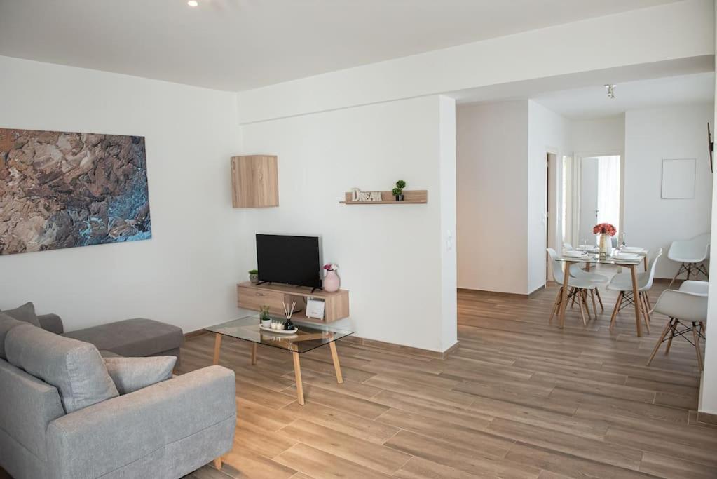 Bright 2Br Apartment In Palaio Faliro- Афины Экстерьер фото